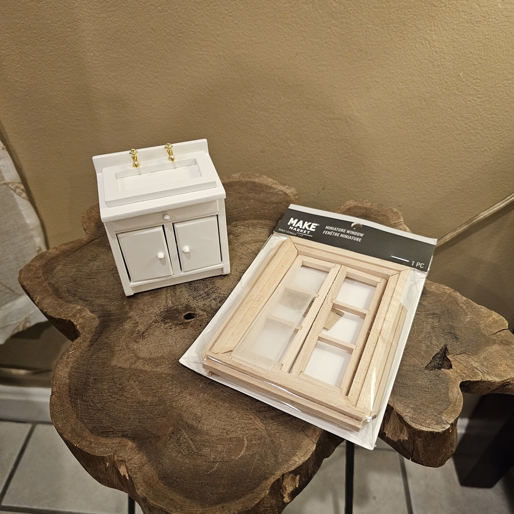 Make Market Miniature White Sink and Wooden Window Set